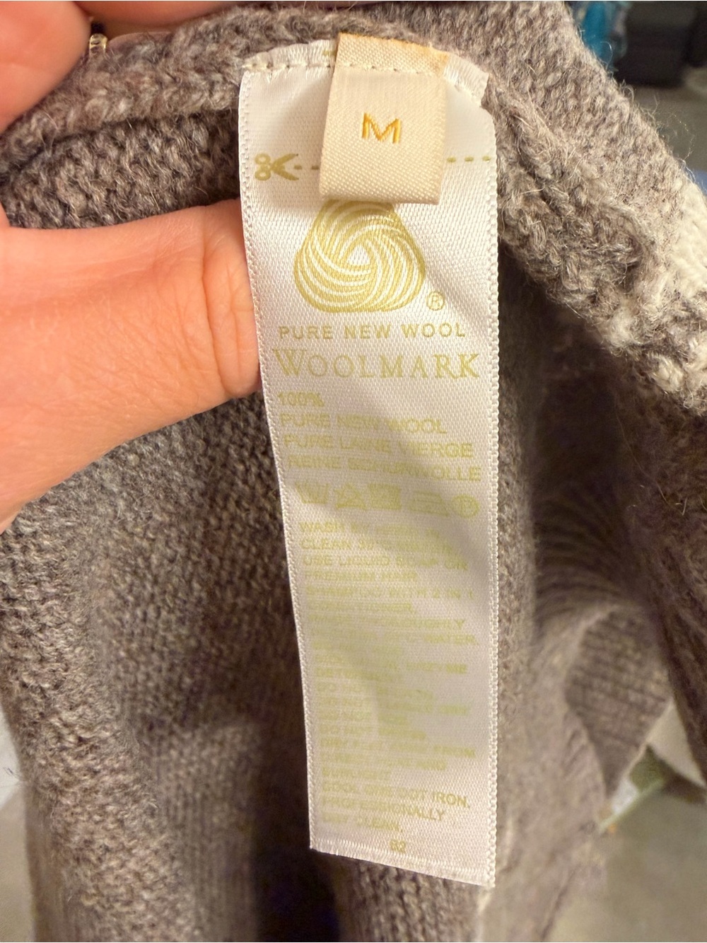 Cozy Lambswool Nordic-Pattern Crewneck Sweater - Taupe, medium - Picture 5 of 5